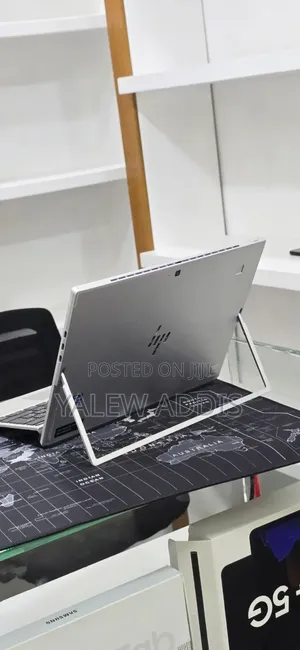 New Laptop HP Elite X2 G8 16GB Intel Core i7 SSD 512GB