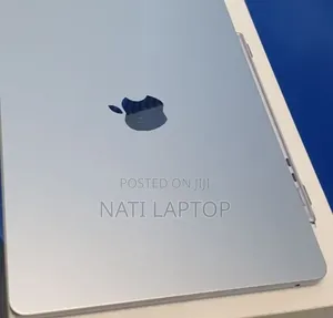New Laptop Apple MacBook Air 2025 M4 16GB Apple M4 SSD 512GB