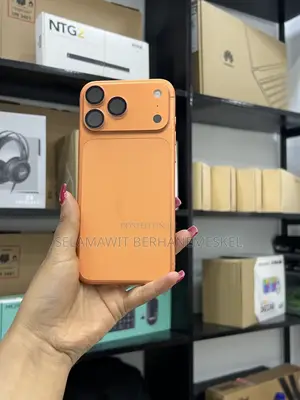 New Apple iPhone 17 Pro Max 256 GB Orange