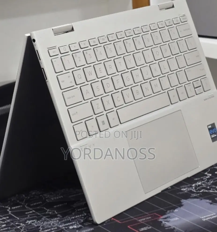 New Laptop HP Envy 13 16GB Intel Core i7 SSD 512GB