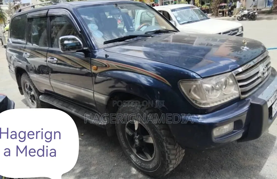 Toyota Land Cruiser 2006 Blue