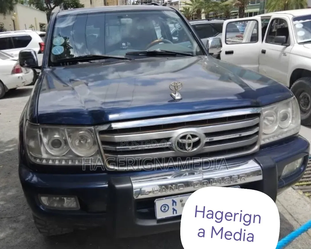 Toyota Land Cruiser 2006 Blue