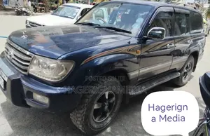 Toyota Land Cruiser 2006 Blue