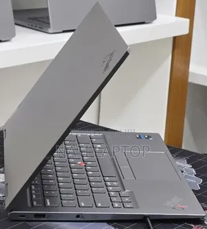 New Laptop Lenovo ThinkPad X1 Yoga 16GB Intel Core i5 SSD 512GB
