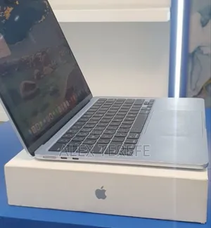 New Laptop Apple MacBook Air 2025 M4 16GB Apple M4 SSD 512GB