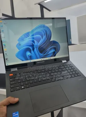 New Laptop Asus VivoBook 15 X505BA 16GB Intel Core i5 SSD 512GB