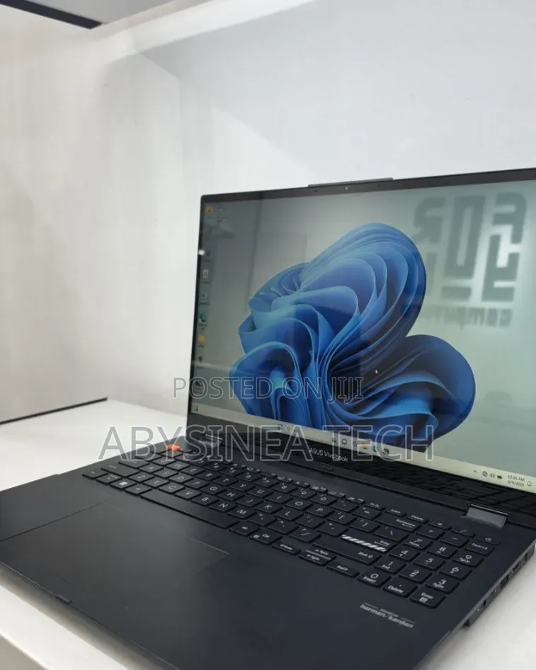 New Laptop Asus VivoBook 15 X505BA 16GB Intel Core i5 SSD 512GB