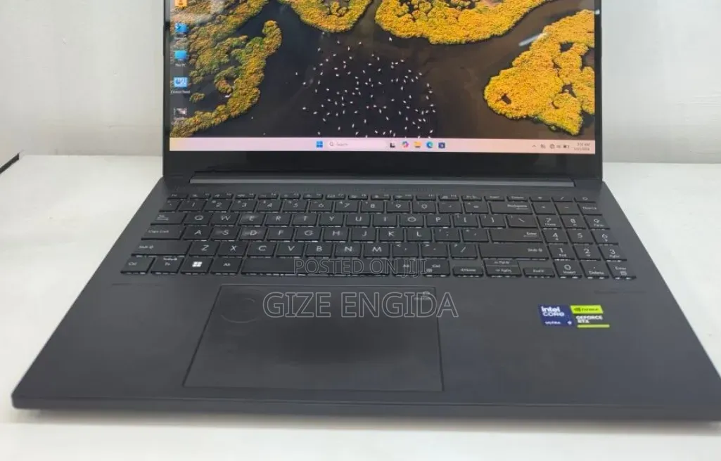New Laptop Asus Vivobook 15 16GB Intel Core Ultra 9 SSD 512GB