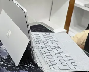 New Laptop Microsoft Surface Pro 6 8GB Intel Core i5 SSD 256GB