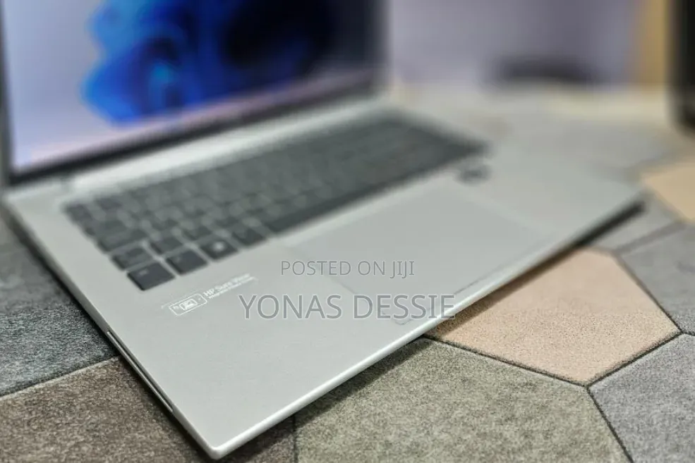 New Laptop HP EliteBook x360 1040 G9 16GB Intel Core i7 SSD 512GB