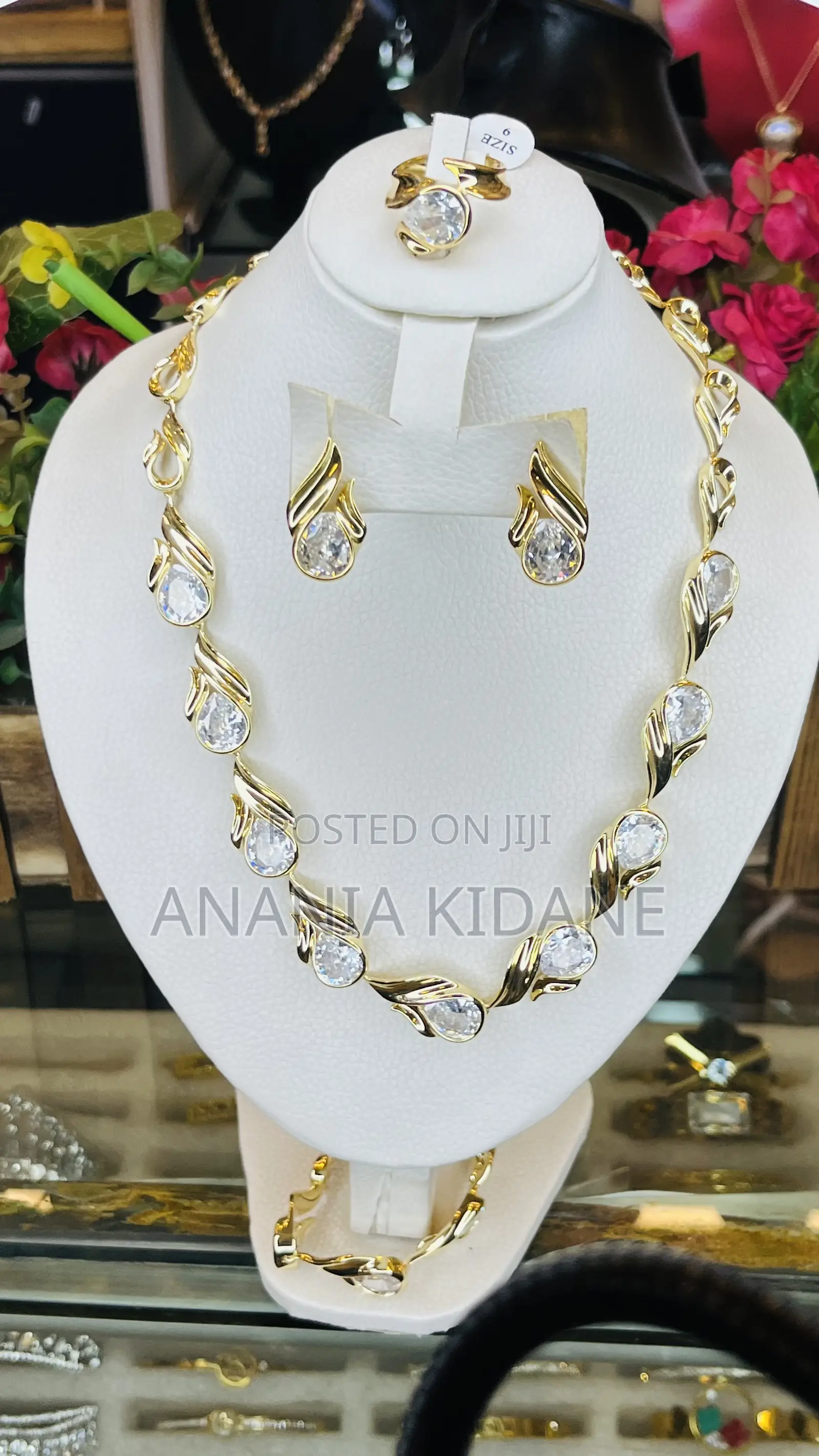 The Timeless Jewelry
