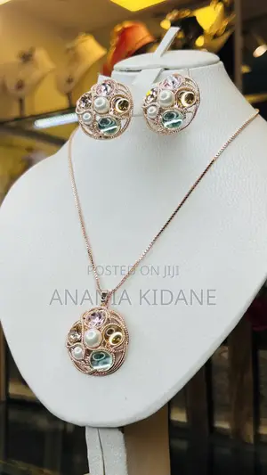 Queens Jewelry