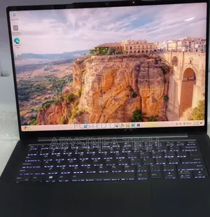 New Laptop Lenovo Yoga 710 32GB Intel Core i7 SSD 1T