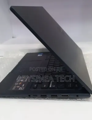New Laptop Asus Vivobook 14 16GB Intel Core i5 SSD 512GB