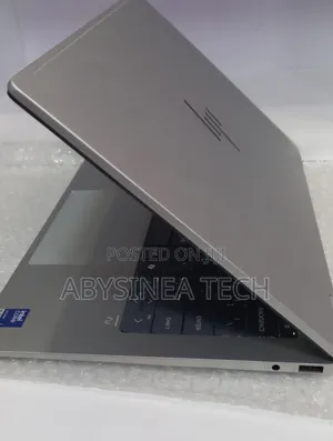 New Laptop HP OmniBook X Flip 14" 16GB Intel Core Ultra 7 SSD 1T