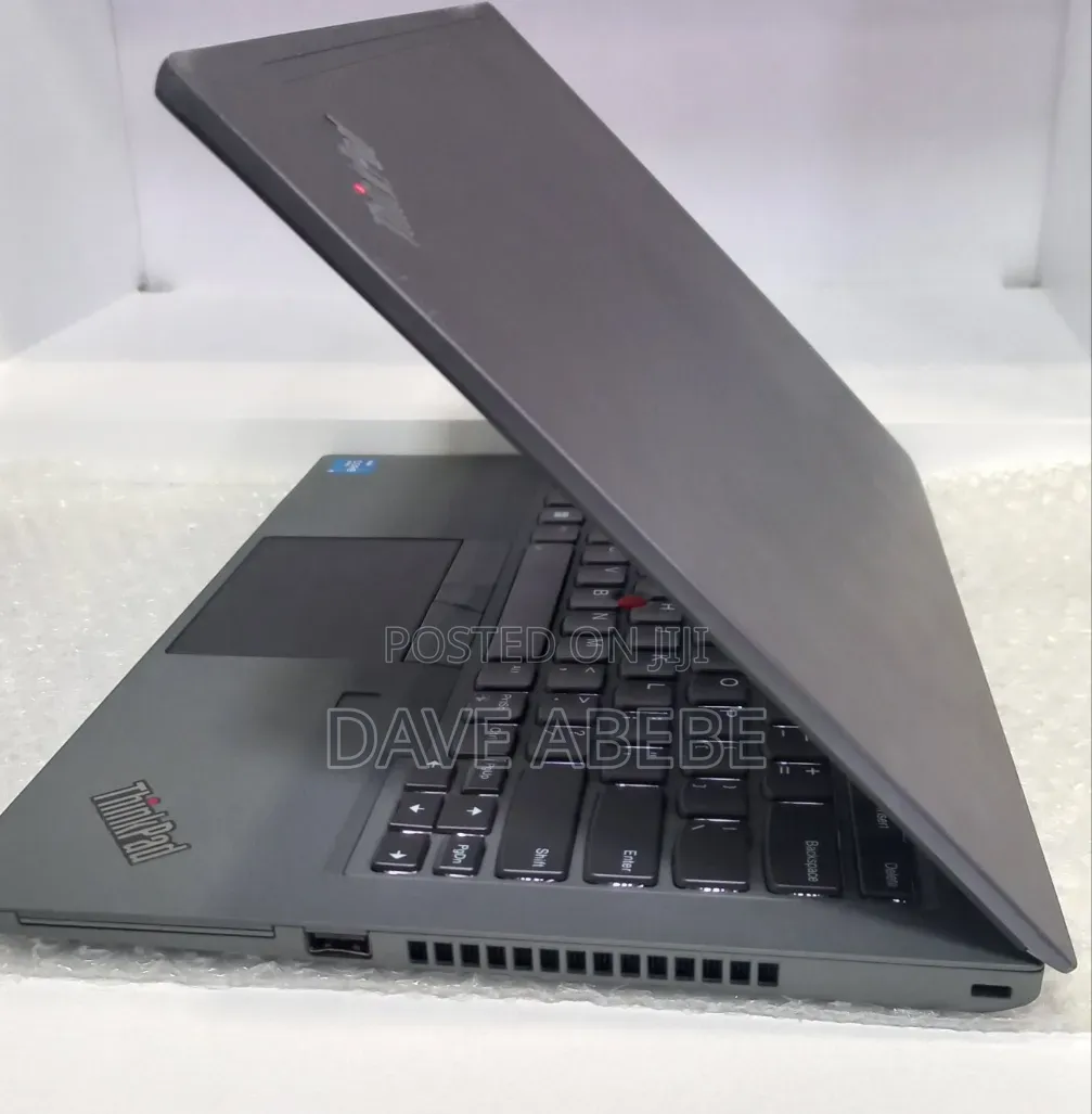 New Laptop Lenovo ThinkPad T14 16GB Intel Core i5 SSD 512GB