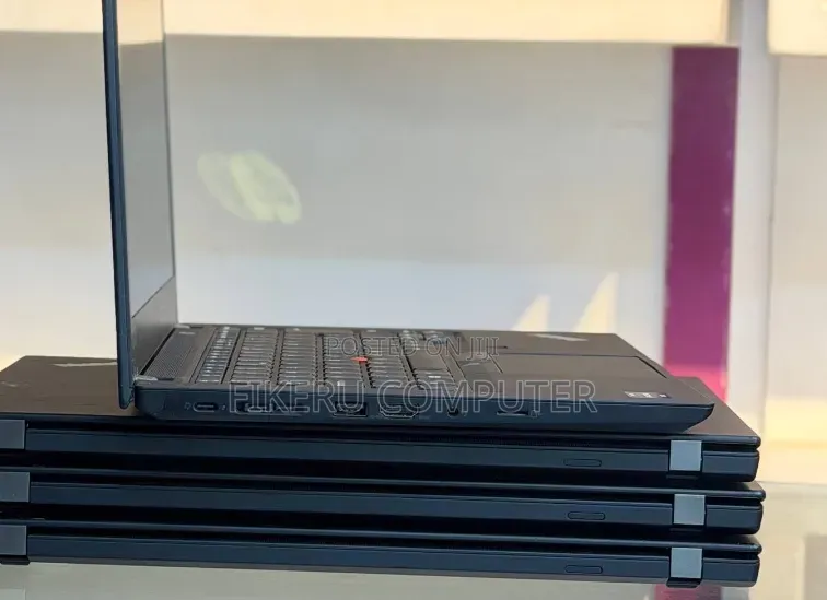New Laptop Lenovo ThinkPad T14s Gen 1 8GB AMD Ryzen 5 SSD 256GB