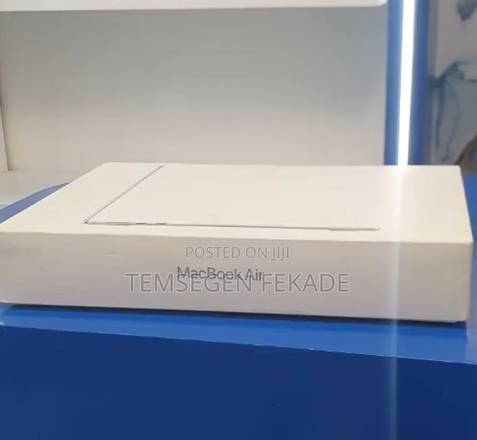 New Laptop Apple MacBook Air 2025 M4 16GB Apple M4 SSD 512GB