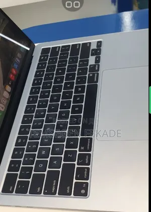 New Laptop Apple MacBook Air 2025 M4 16GB Apple M4 SSD 512GB