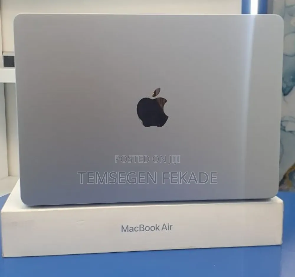 New Laptop Apple MacBook Air 2025 M4 16GB Apple M4 SSD 512GB