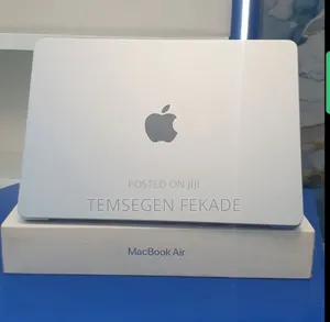 New Laptop Apple MacBook Air 2025 M4 16GB Apple M4 SSD 512GB