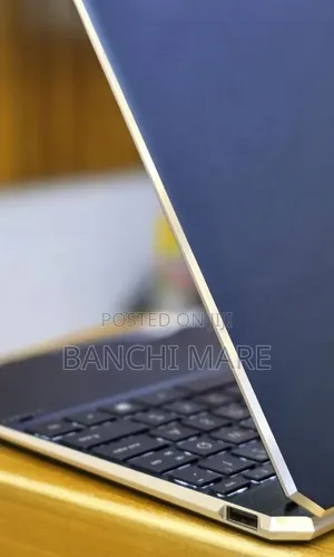 New Laptop HP Spectre X360 16GB Intel Core i7 SSD 512GB