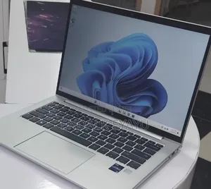 New Laptop HP EliteBook 840 10 16GB Intel Core i7 SSD 512GB