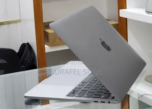 New Laptop Apple MacBook Pro 2019 16GB Intel Core i7 SSD 512GB