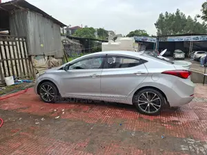 Hyundai Avante 2015 Silver