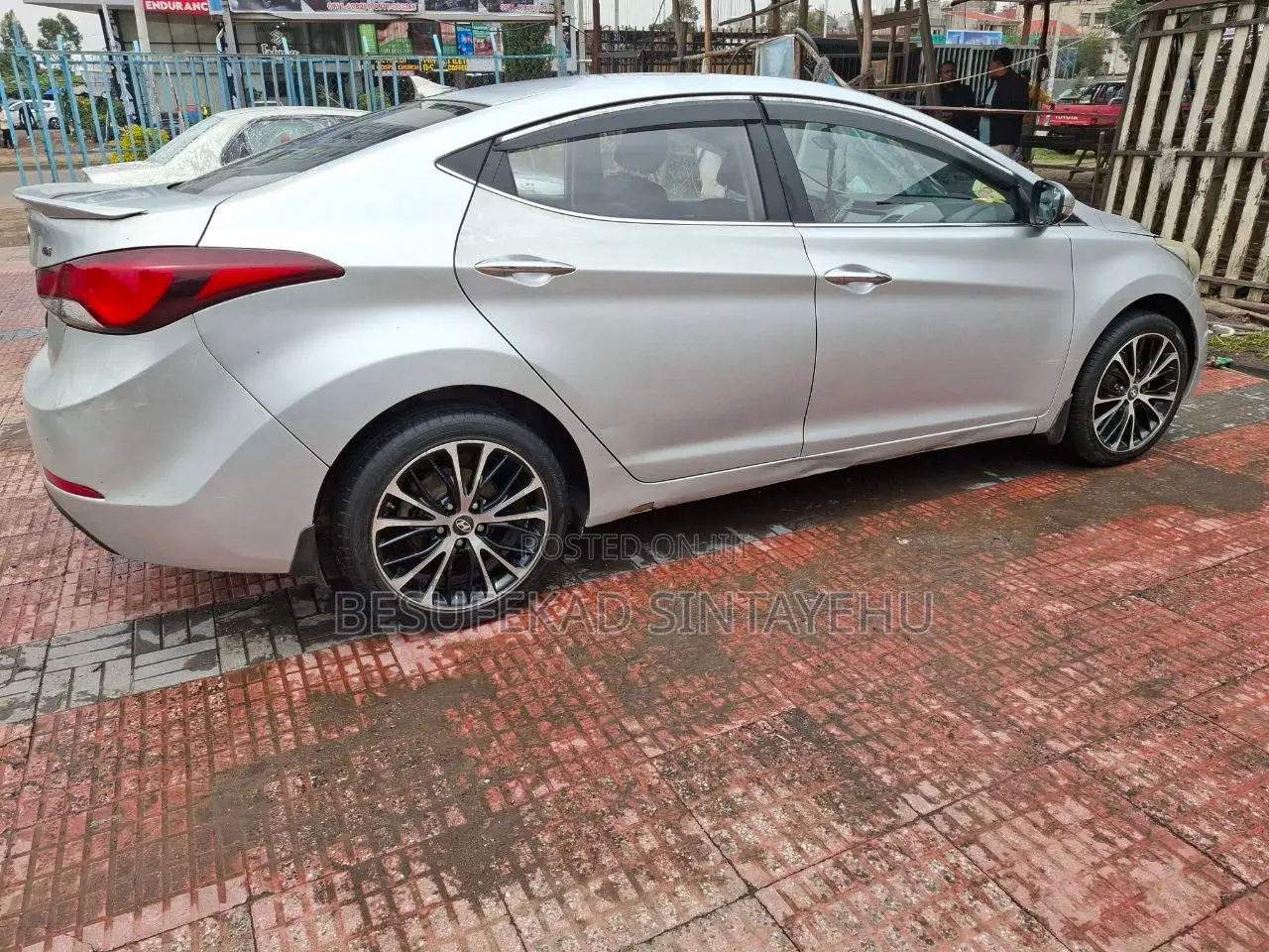 Hyundai Avante 2015 Silver