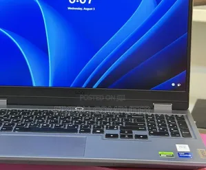 New Laptop Lenovo LOQ 15AHP10 16GB Intel Core i7 SSD 512GB
