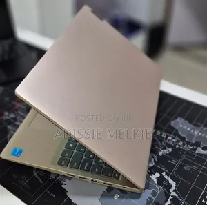 New Laptop Lenovo IdeaPad 1 8GB Intel Core i3 SSD 256GB