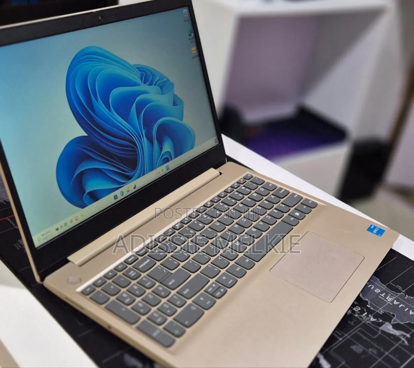 New Laptop Lenovo IdeaPad 1 8GB Intel Core i3 SSD 256GB