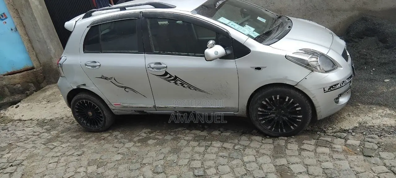 Toyota Yaris 2007 Silver