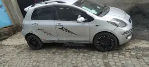 Toyota Yaris 2007 Silver