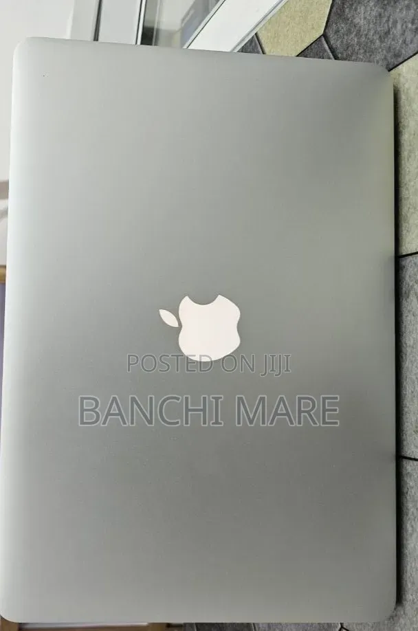 New Laptop Apple MacBook Air 2017 8GB Intel Core i5 SSD 256GB