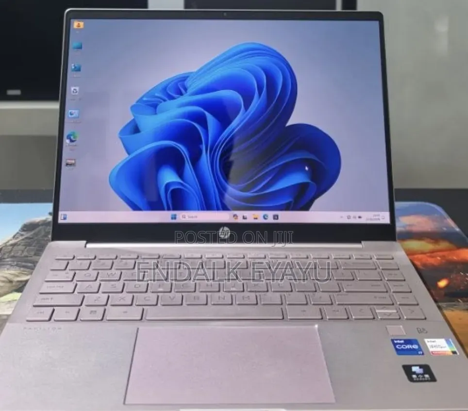New Laptop HP Pavilion 14 16GB Intel Core i7 SSD 512GB