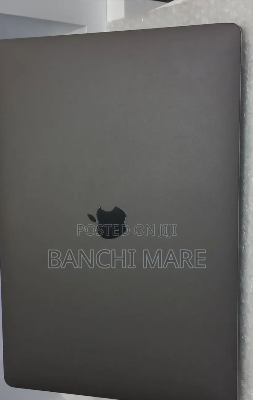 New Laptop Apple MacBook Pro 2016 16GB Intel Core i7 SSD 512GB