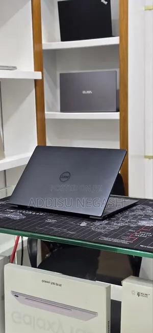 New Laptop Dell XPS 15 16GB Intel Core i7 SSD 512GB