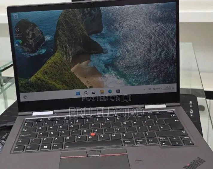 New Laptop Lenovo ThinkPad X1 Yoga 16GB Intel Core i7 SSD 512GB