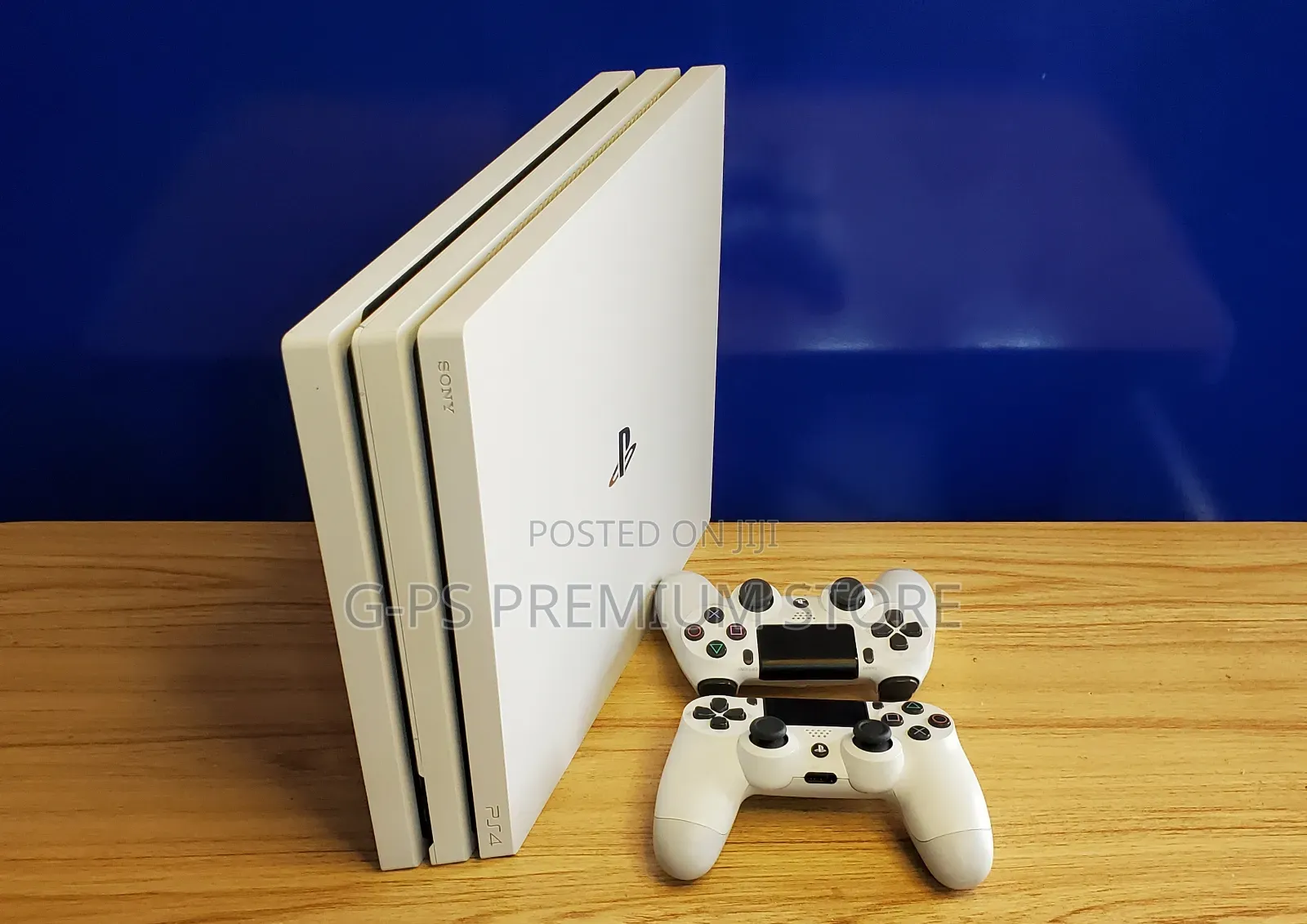 PS4 Pro Model | 2 Controllers | 5 Games