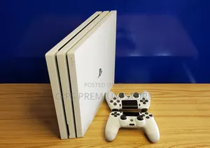 PS4 Pro Model | 2 Controllers | 5 Games