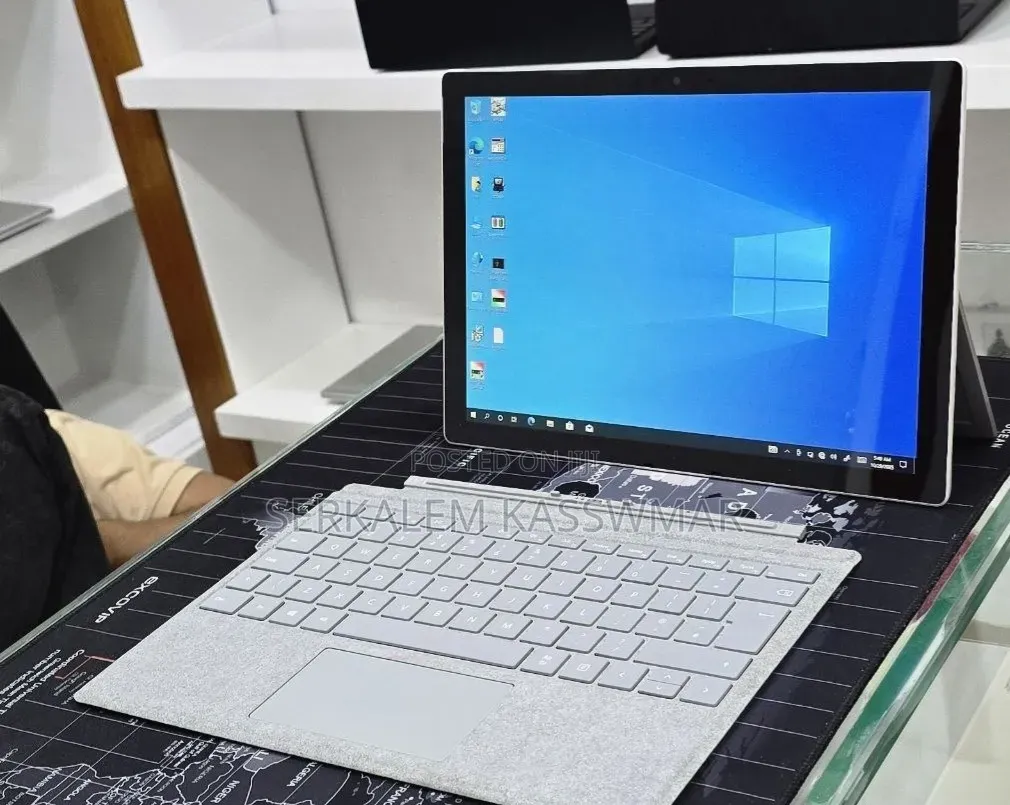 New Laptop Microsoft Surface Pro 6 8GB Intel Core i5 SSD 256GB