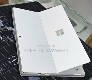 New Laptop Microsoft Surface Pro 6 8GB Intel Core i5 SSD 256GB