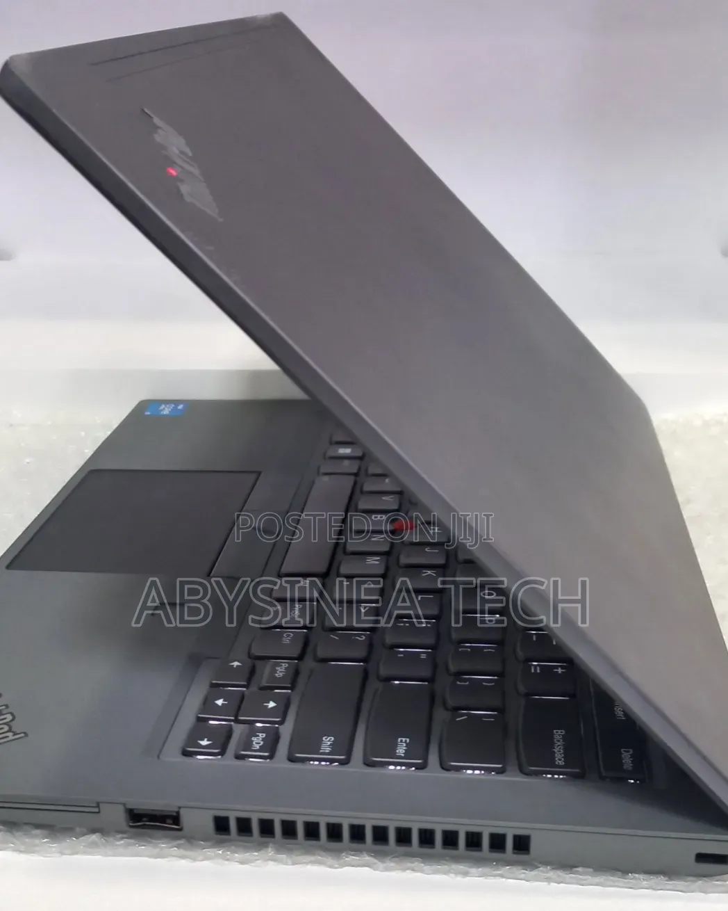 New Laptop Lenovo ThinkPad T14 16GB Intel Core i5 SSD 512GB