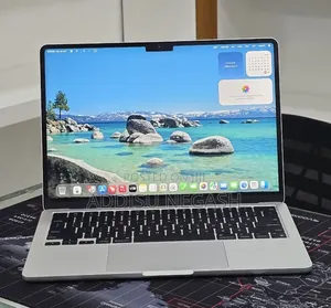 New Laptop Apple MacBook Pro 2024 M3 16GB Apple M3 SSD 16 GB
