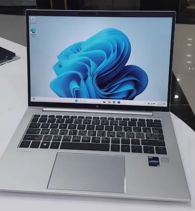 New Laptop HP EliteBook 840 10 16GB Intel Core i7 SSD 512GB