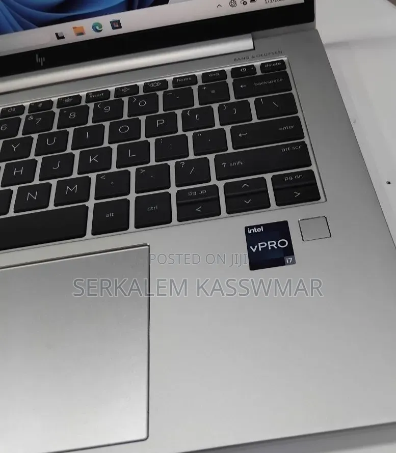 New Laptop HP EliteBook 840 10 16GB Intel Core i7 SSD 512GB