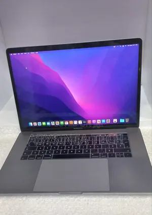 New Laptop Apple MacBook Pro 2016 16GB Intel Core i7 SSD 512GB