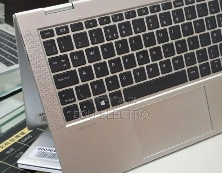 New Laptop HP EliteBook x360 1030 G8 16GB Intel Core i5 SSD 512GB